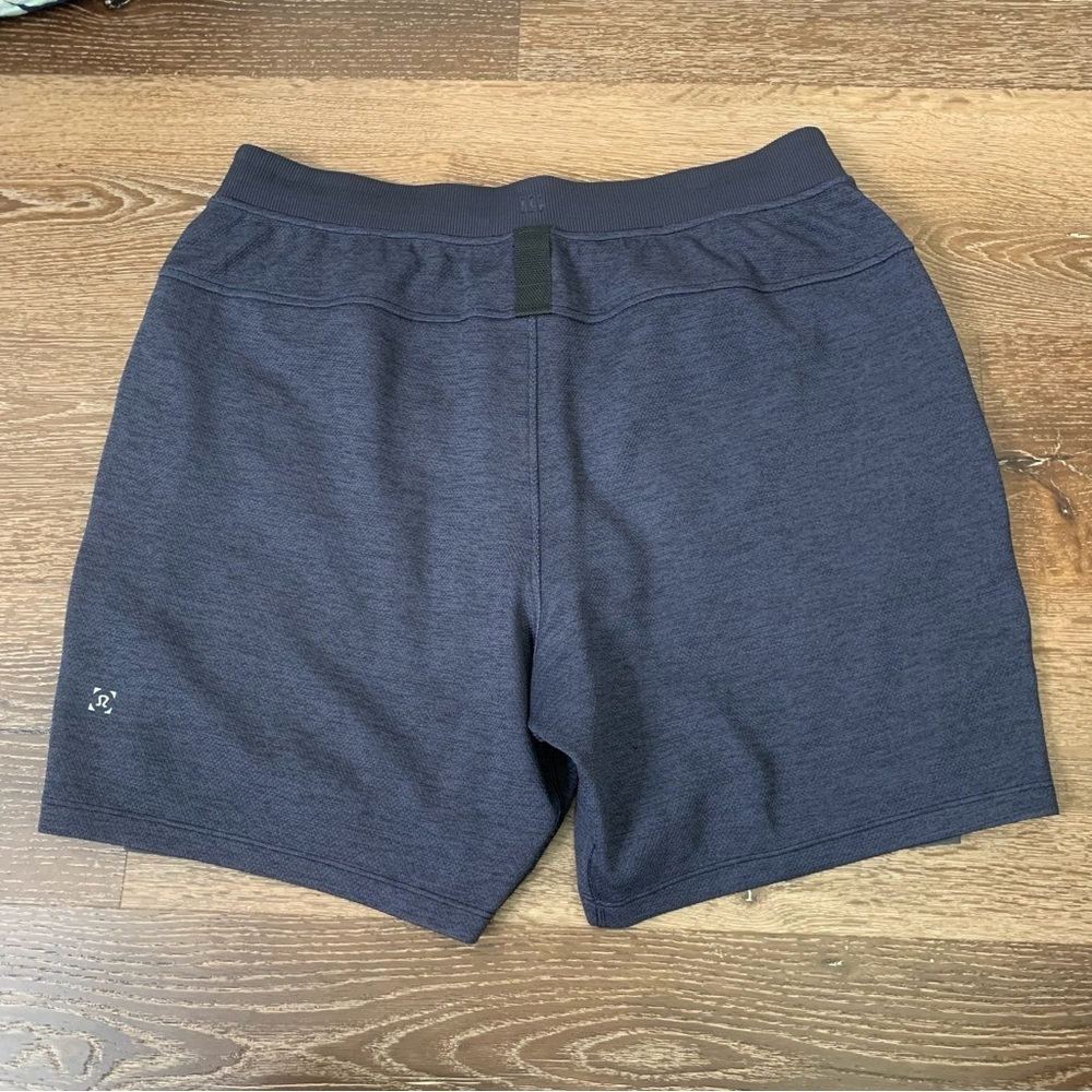 Lululemon T.H.E. Short 7" Lined men’s shorts Blue large - Picture 2 of 11